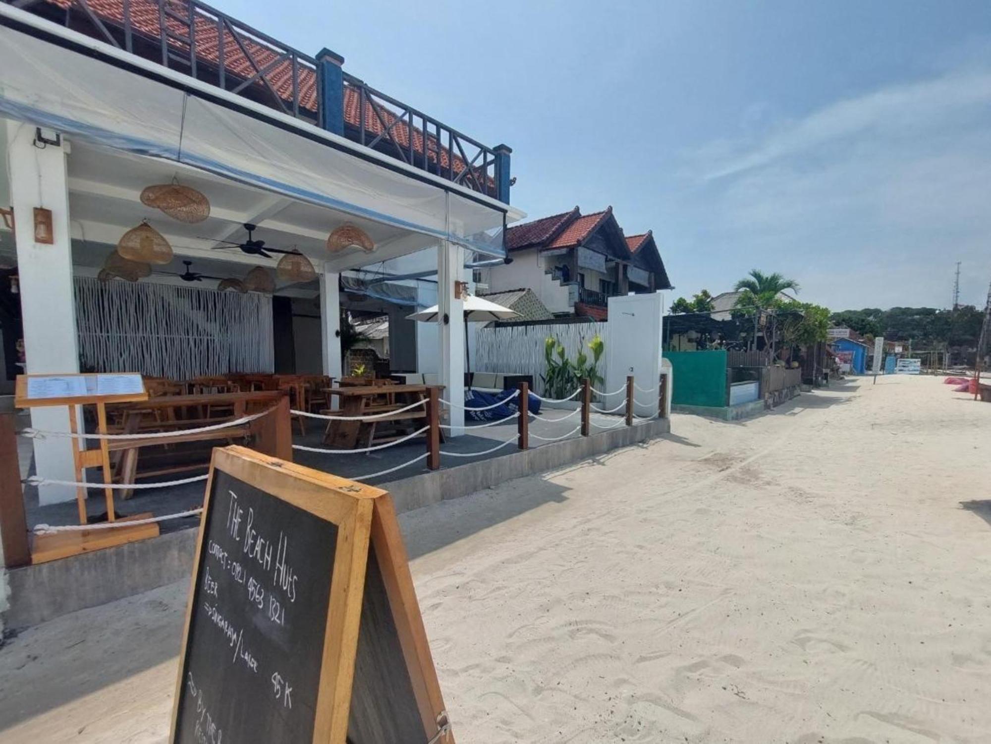 The Beach Huts Lembongan Екстериор снимка