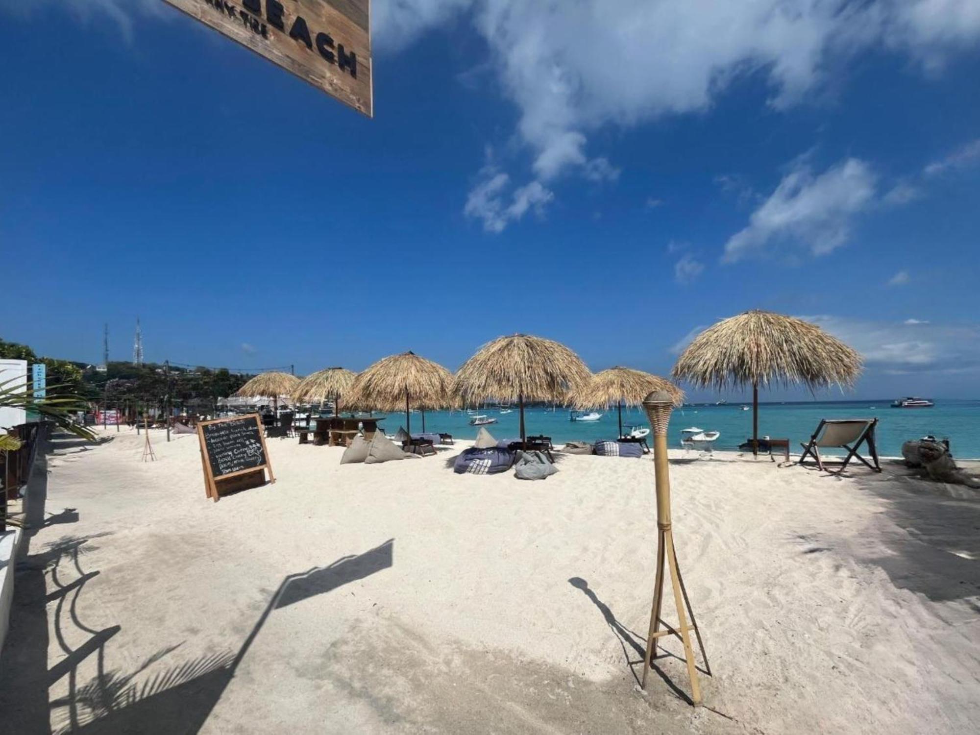 The Beach Huts Lembongan Hotel Екстериор снимка