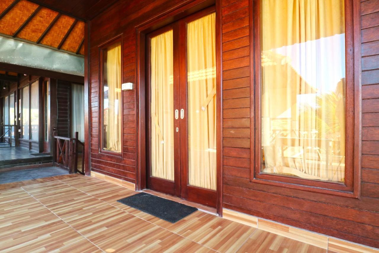 The Beach Huts Lembongan Екстериор снимка